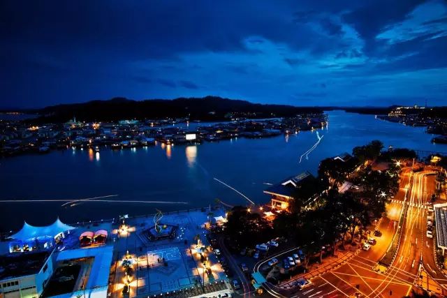 這個富得流油的小國家，竟然是一個中國人建立的！ 歷史 第2張