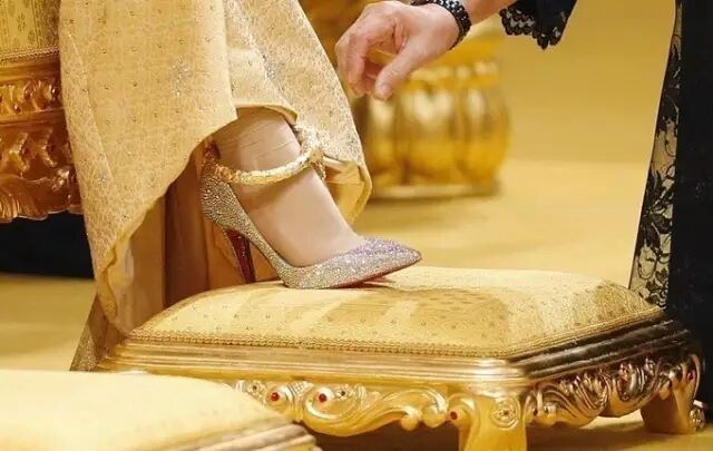 這個富得流油的小國家，竟然是一個中國人建立的！ 歷史 第40張