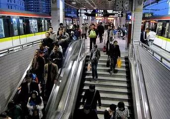 上海公交一卡通紫色_上海交通卡红色全国一卡通_上海交通卡红色和蓝色区别