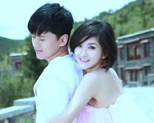 谢娜回应婚变风波:没离婚!没怀孕!相爱十年怎么可能说散就散!