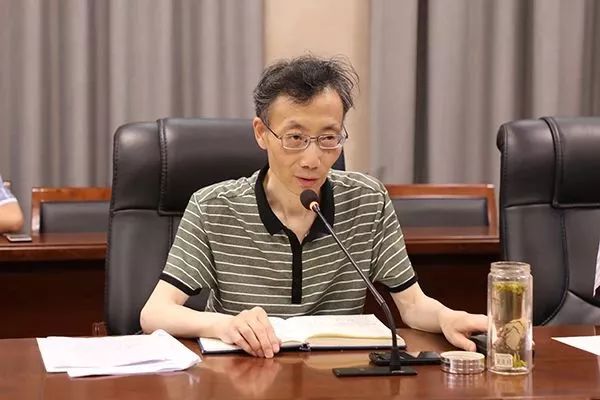 省海中这四个名师工作室启动仪式 教研室副主任吉晓军 副校长杨斌