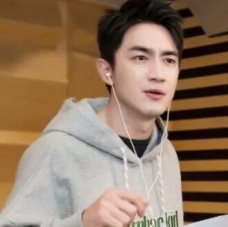 林更新又成了「九亿原始少女的梦」?