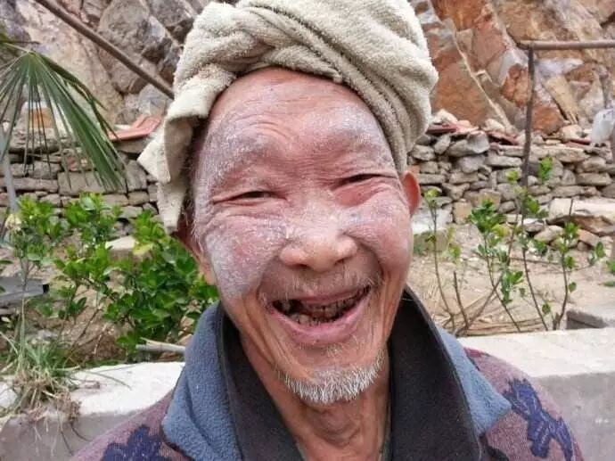 爱齿中国行——第二站走进贵州山区学校