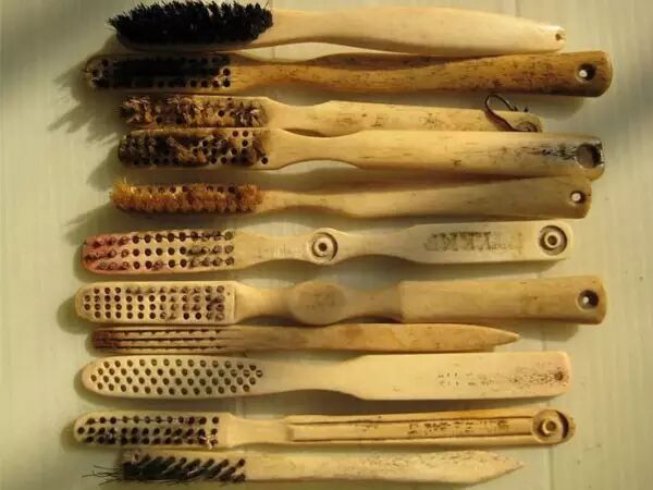 蓝瘦香菇，古人竟然这般刷牙