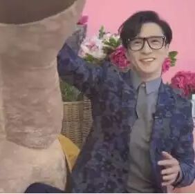 薛之谦厨神附体 他做饭最爱的口头禅竟是?