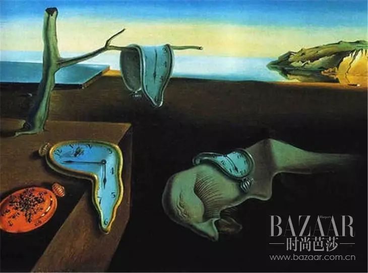 还有致敬西班牙画家萨尔瓦多·达利的超现实主义画作《记忆的永恒》