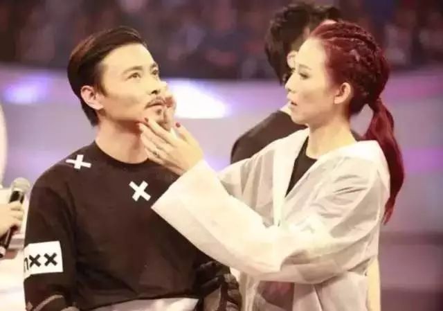 陈小春出轨?应采儿手撕狗仔!她也是百分百支持老公的小迷妹!