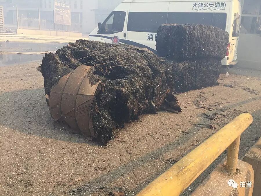 天津港火海12小时救援录:火势凶猛方圆三公里可见