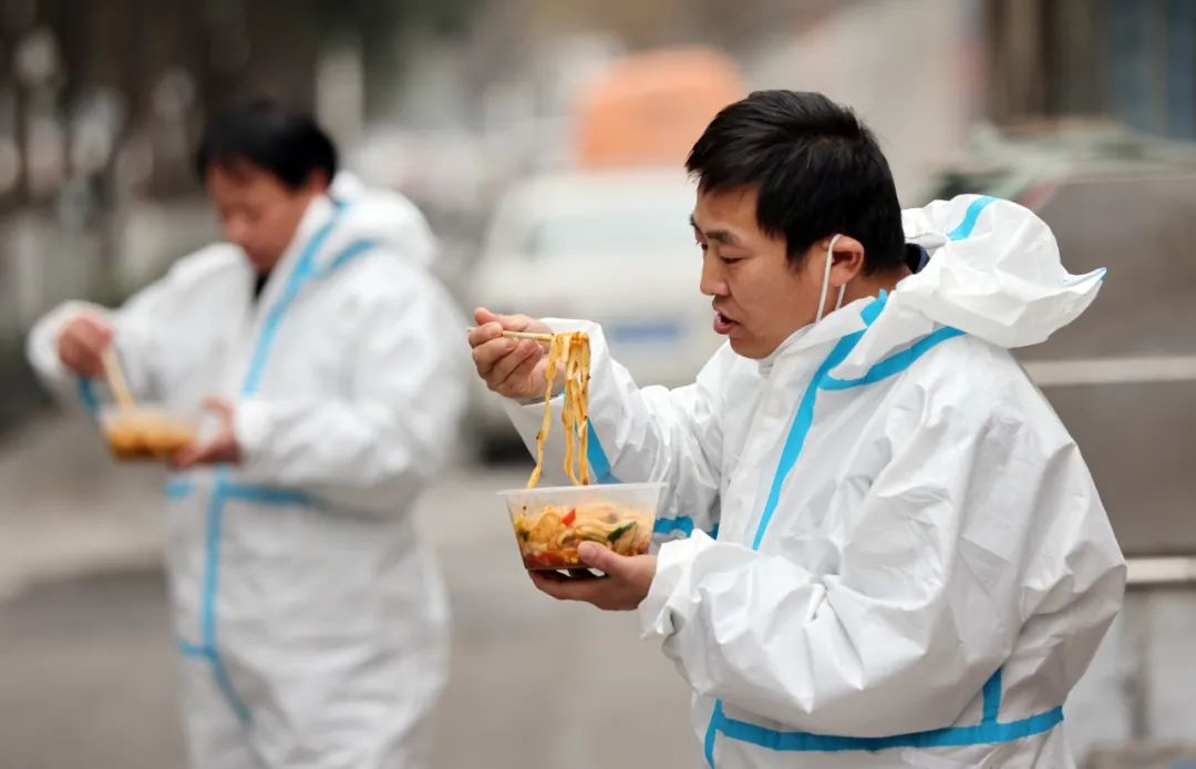 首页>社会>新京报>西安:被疫情"偷"走的一个月> ▲2022年1月7日,西安