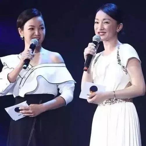 周迅满脸皱纹网友却说她美,这才是43岁女人最真实的样子!