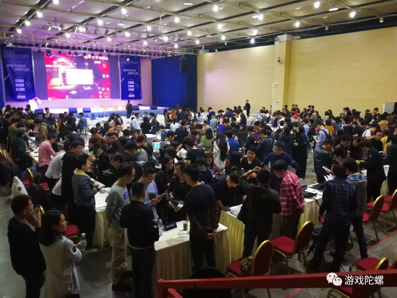 魔视互动CEO王科:VR游戏在2017的9种死法丨VR陀螺7232 作者: 来源: 发布时间:2024-4-18 07:29