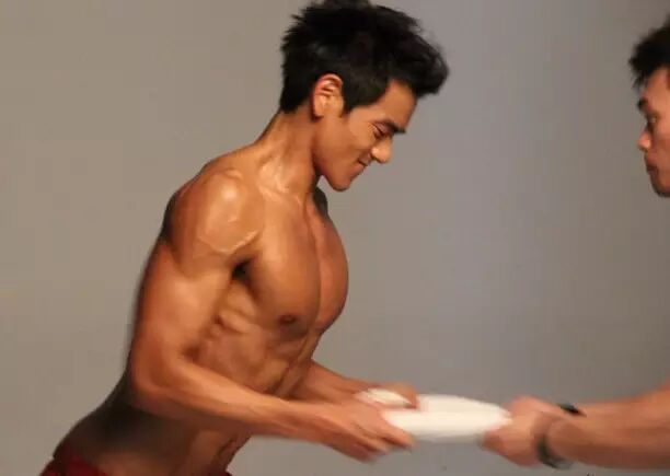 女生的屁股，为什么比男生的大