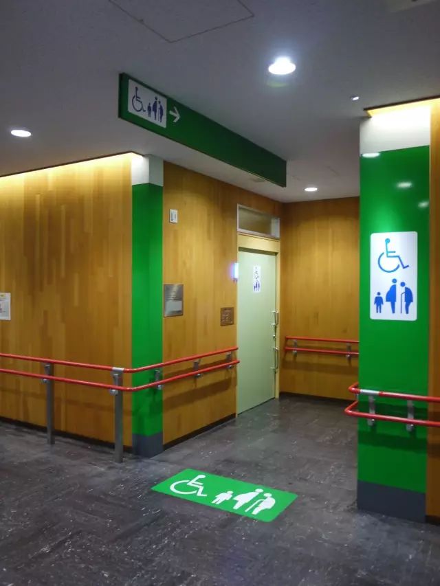 Japan Toilet Design 日本公共厕所的设计