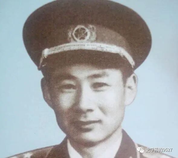 1955年授衔，杨秀山被评为少将，贺龙说：我让出一颗星给他