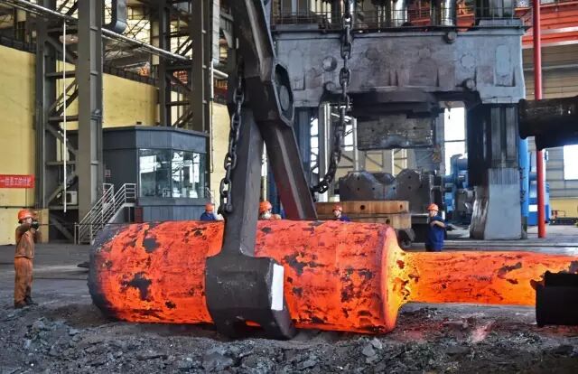 18500吨自由锻造油压机组