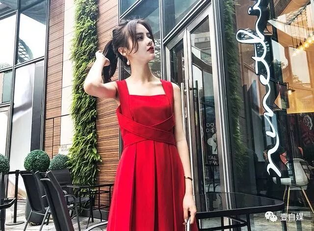 開心一笑：把日本動漫錯發給了兄弟老婆，剛要撤銷，她秒回…… 動漫 第3張