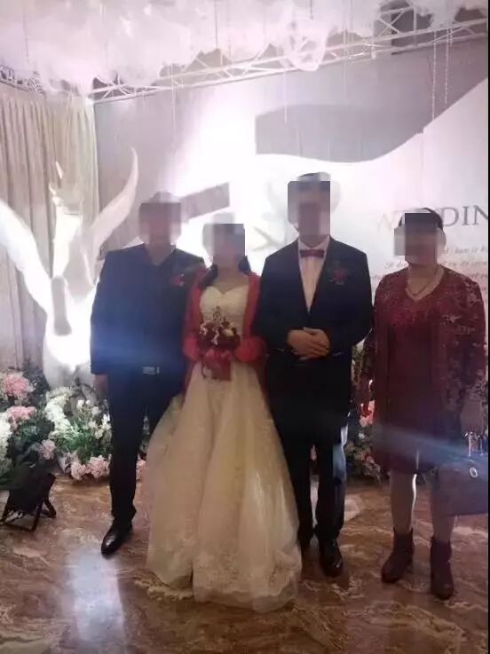 结婚本来是其乐融融的场面