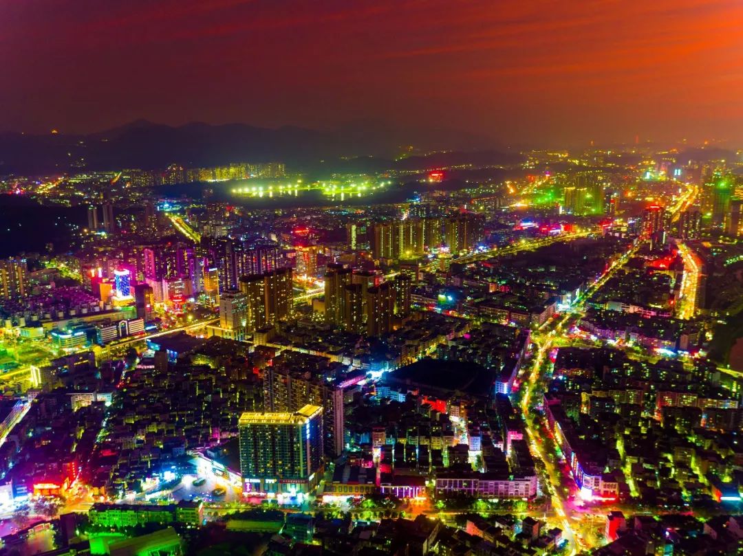 龙岗街道夜景