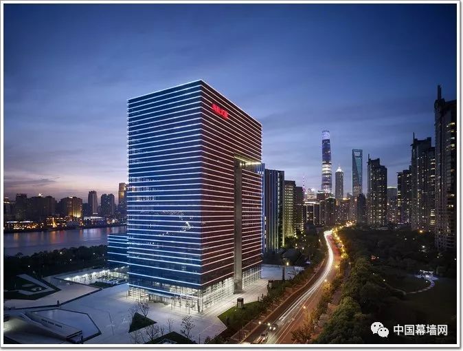 【工程】海航大厦"水"元素,或成上海最后一栋审批通过的全玻璃幕墙