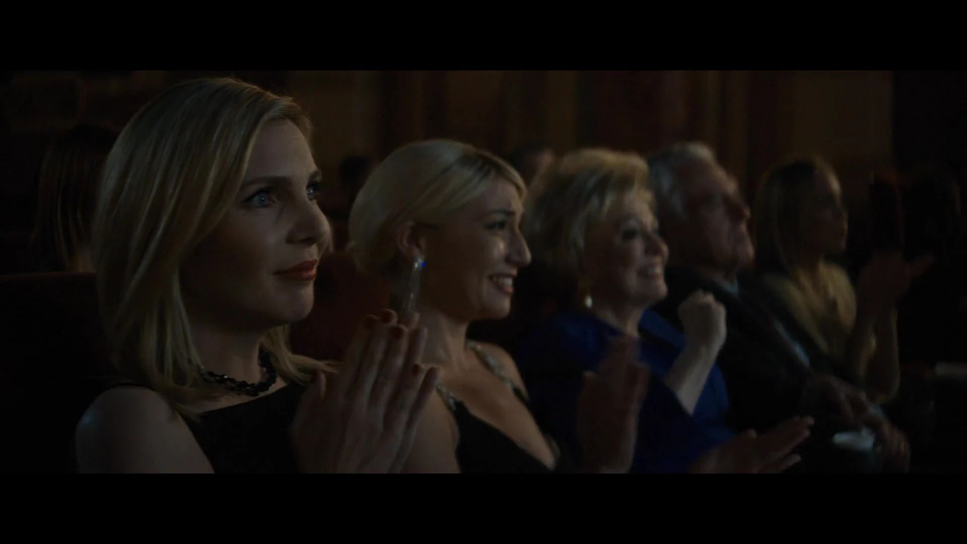 点击观影：《灾难艺术家》中字