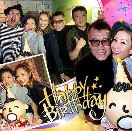 伍咏薇51岁生日继续聚餐 孖陈山聪贴面合照