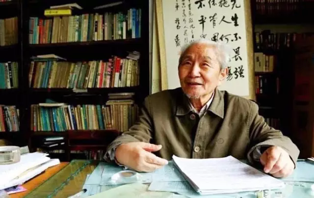 无数人求而不得的人生价值,他在废品站里找到了