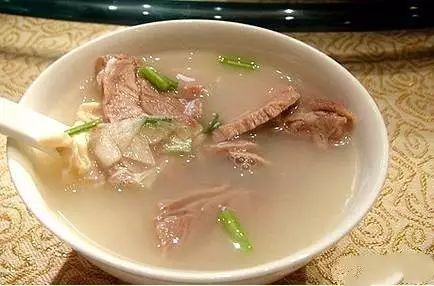  羊肉炖豆腐 >