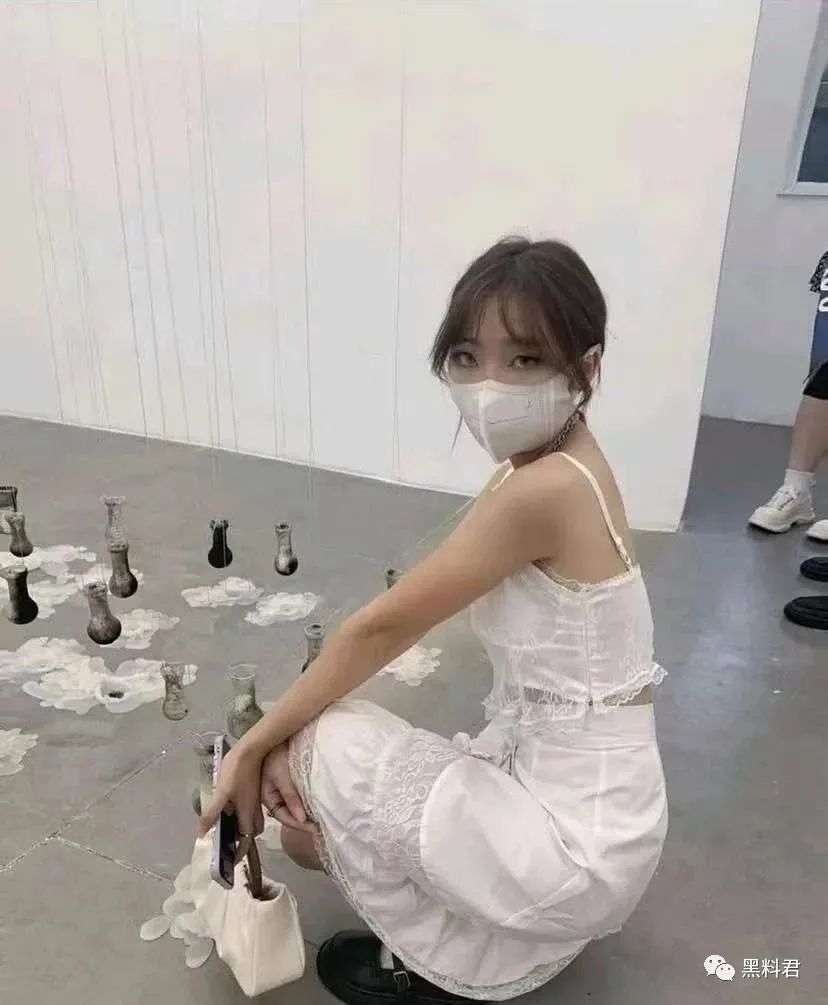 全网首发玩偶姐姐无口罩露脸图