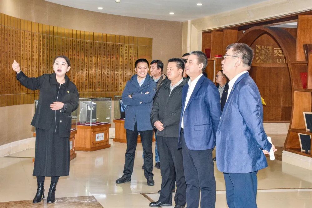 共谋发展 共创未来 莒南县县委书记黄慧林一行到集团总部考察调研 脉脉