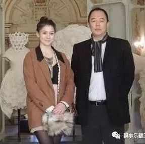 60岁的张铁林北京豪宅曝光,混血女儿张月亮很美可是不像爸爸!