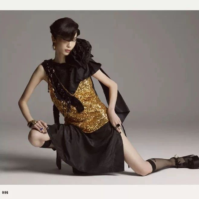 【模特大学生】超模薛冬琪拍摄《嘉人》三月刊 “千人千面”