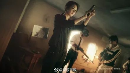 赵丽颖又露馅了!两个字就被看出端倪,网友:太没文化了