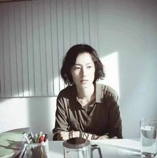 梁洛施:“有钱”女人的痛苦是你想象不到的