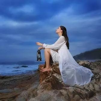 莫文蔚翻唱《夜空中最亮的星》不一样的调