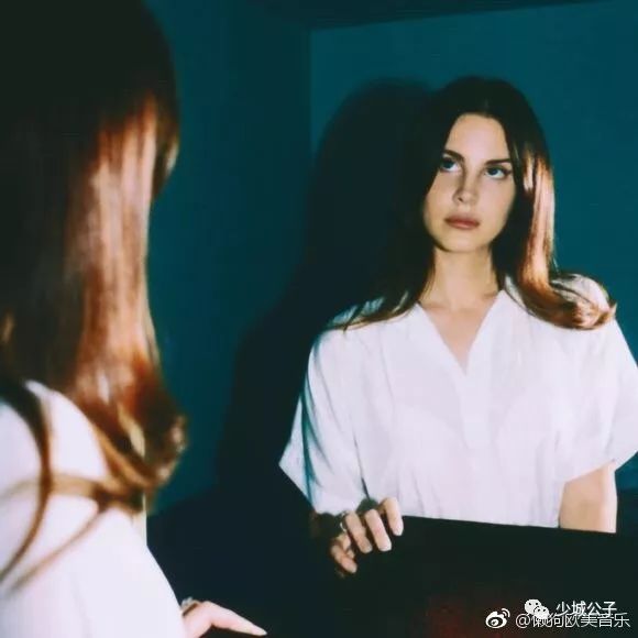 Lana Del Rey: 一个自己TM的也不知道为什么被称作独立音乐人的音乐人