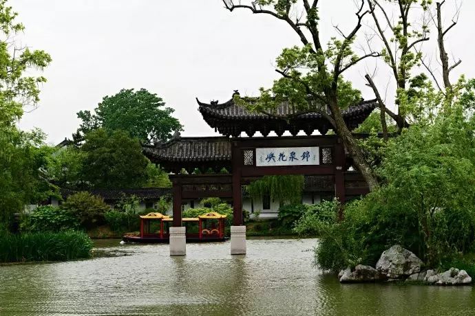 扬州蜀冈—瘦西湖风景区的相关历史介绍开始吧.