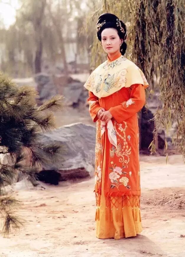 87版电视剧《红楼梦》因她而美