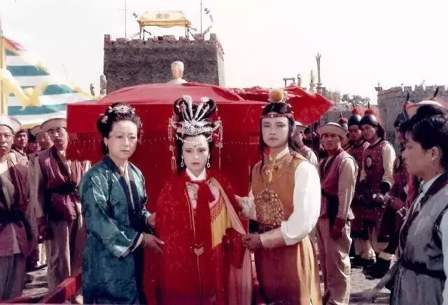 87版电视剧《红楼梦》因她而美