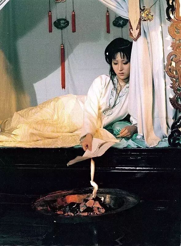 87版电视剧《红楼梦》因她而美