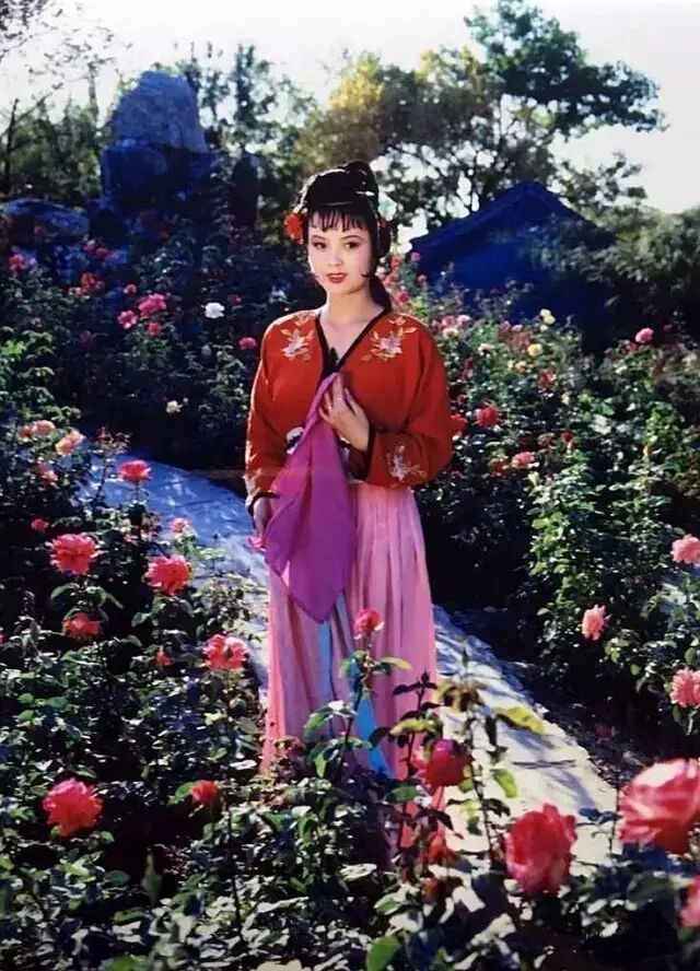 87版电视剧《红楼梦》因她而美