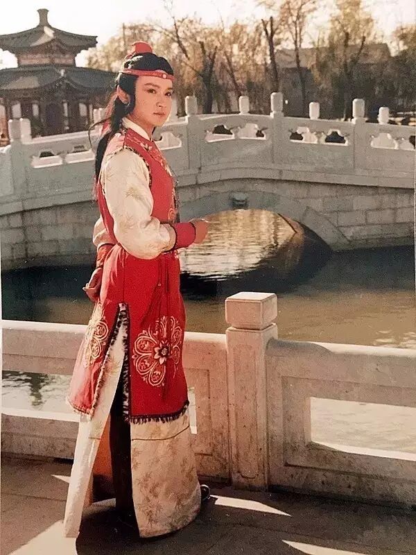 87版电视剧《红楼梦》因她而美