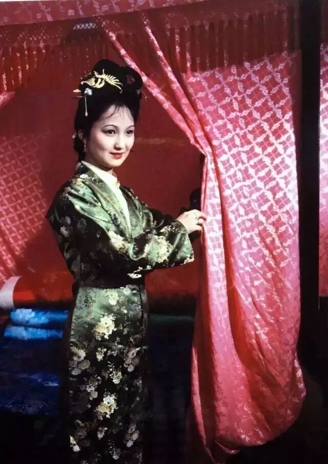 87版电视剧《红楼梦》因她而美