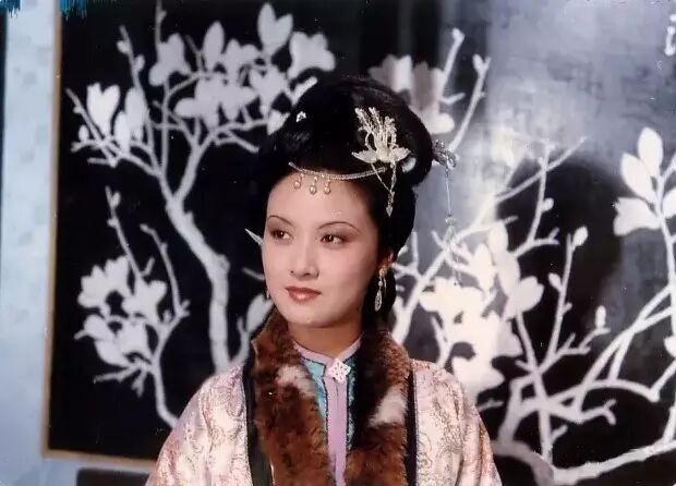 87版电视剧《红楼梦》因她而美