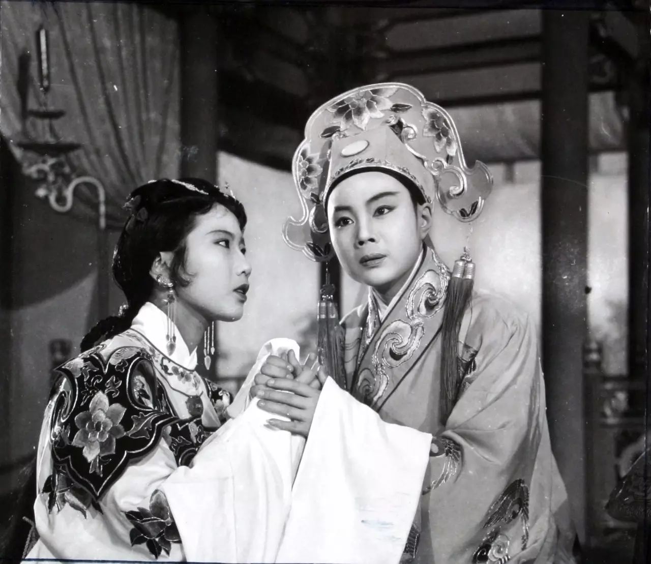 越剧电影《梁山伯与祝英台》(1954年)范瑞娟饰梁山伯