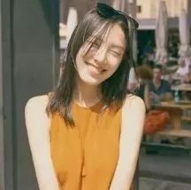 高圆圆和舒淇罕见同框,两人还是素颜出镜,不料却被她抢了镜!