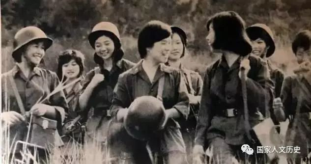 图志 | 她们曾走进日本《历史读本》：80年代日本人眼中的中国女兵 - 7