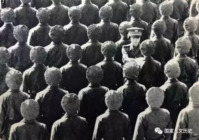 图志 | 她们曾走进日本《历史读本》：80年代日本人眼中的中国女兵 - 12