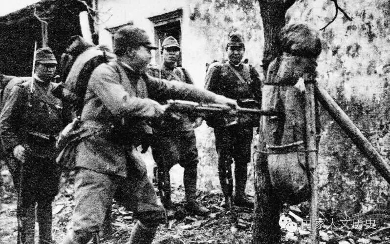 1938��1��ǰ���������ݺ��վ���ʿ������������ĳ��ؽ�����ǰ�̵�ѵ��