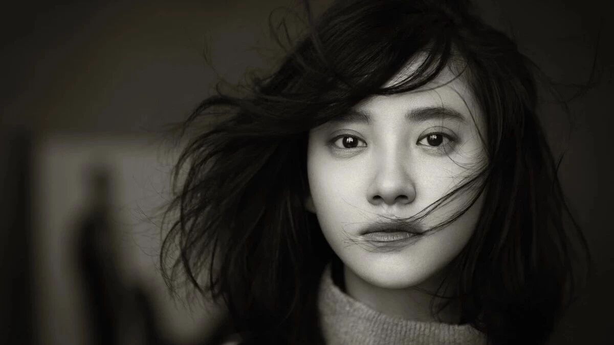 专访 | 周楚濋 : 历经千帆初心未变,演艺之路步步铿锵