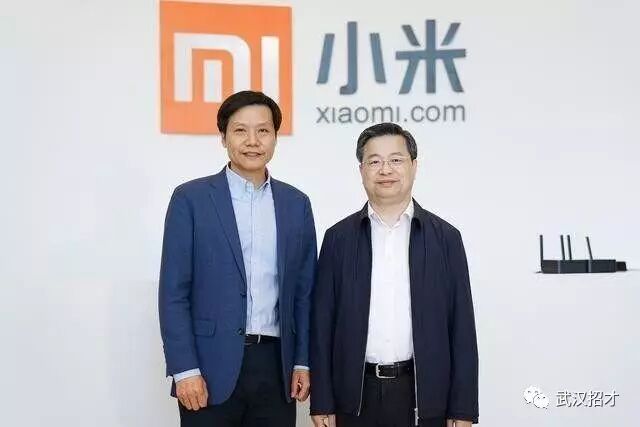 武汉5位知名校友登上《中国慈善家》杂志封面